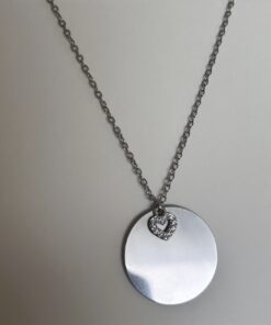 Collier gravure avec petit cœur