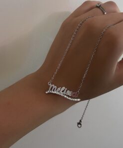 Collier prénom signature strass